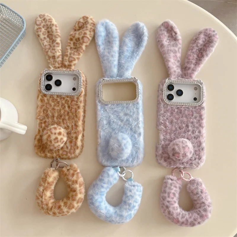 Coque en peluche douce avec mo - Apple Iphone 15 avis et prix